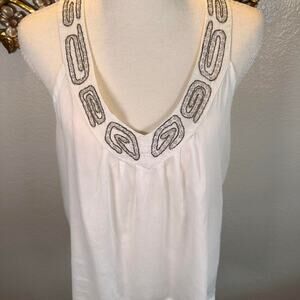 Beautiful white dkny tank with